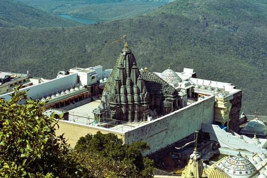 The Jain temples on Mount Girnar in Junagadh, Gujarat, dedicated to Neminath jain temple, the 22nd Tirthankara. 