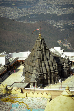The Jain temples on Mount Girnar in Junagadh, Gujarat, dedicated to Neminath jain temple, the 22nd Tirthankara. 