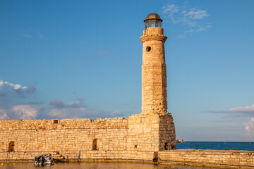 Obraz premium lighthouse at old habour Rethymno (Ρέθυμνο) Crete (Kreta) Greece