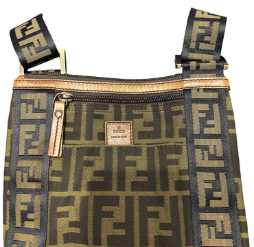 【FENDI】フェンディ_サコッシュ_ショルダーバッグ