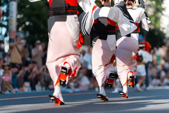 阿波踊り