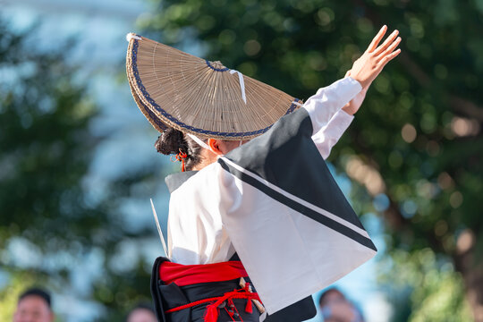 阿波踊り
