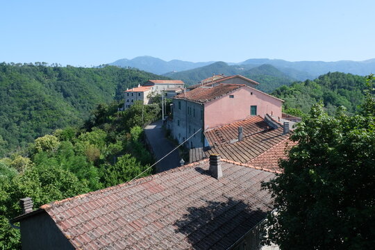 Il villaggio di Cornice nel territorio comunale di Sesta Godano in provincia di La Spezia, Liguria, Italia.