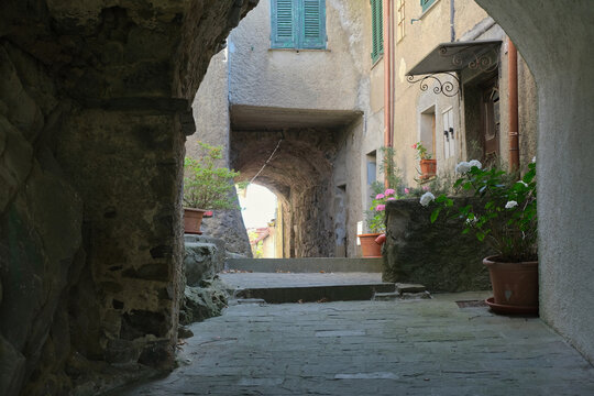 Il villaggio di Cornice nel territorio comunale di Sesta Godano in provincia di La Spezia, Liguria, Italia.