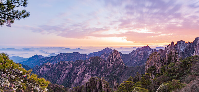 The sea of clouds at Monkey Watching the Sea in Huangshan, Anhui, China