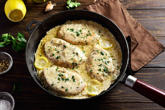 Chicken breast in creamy garlic sauce