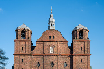 Osiedle Nikiszowiec- Kościół św. Anny- Katowice, Polska © Tomasz Warszewski
