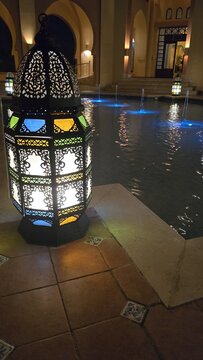 Lumi&egrave;re &agrave; l'Orientale