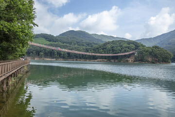 Fototapeta premium 산책로,출렁다리,호수,고령산,마장호수,기산리,파주시,경기도