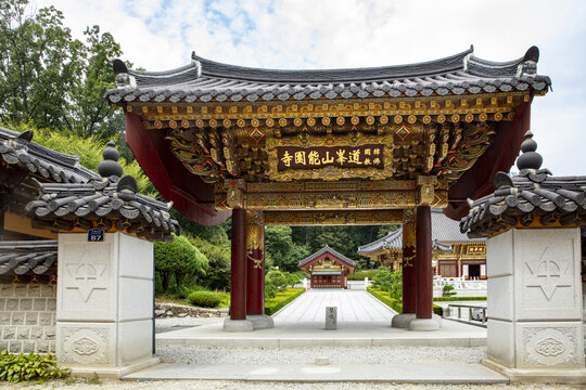 출입문,일주문,현판,한문,단청,도봉산,능원사,도봉구,서울