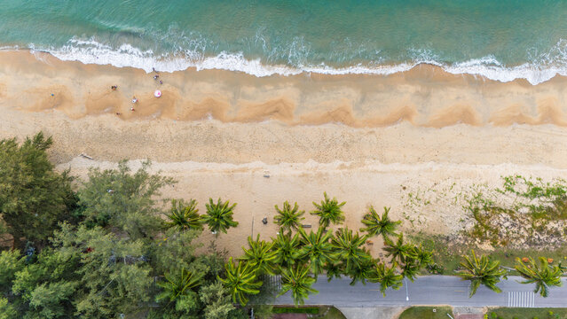 Aerial top-down view of a scenic beach in Thailand.