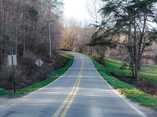 Isolated country road with rural pastures © Manuel