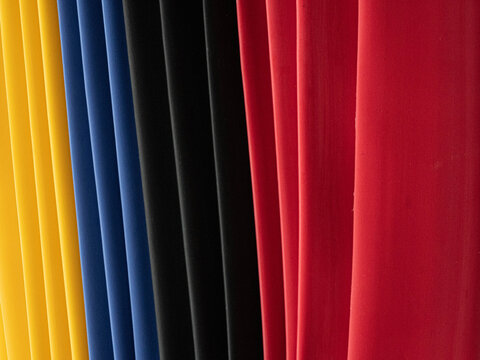 Heat shrinkable sleeve