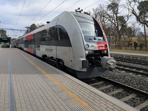 Modern RegioJet EMU at Praha-Kl&Atilde;&iexcl;novice Station