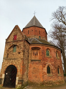 Historische Kapelle im Valkhof-Park in Nijmegen