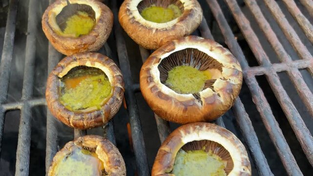 Pilze grillen &ndash; Perfekte Champignons vom Grill Rezept & Anleitung