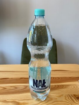 Krakow, Poland
April 26, 2026
Naleczowianka Water