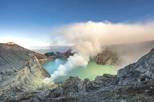 Volcano Kawah Ijen, volcanic crater with crater lake and steaming vents, morning light, Banyuwangi, Sempol, Jawa Timur, Indonesia