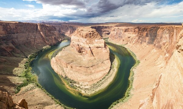 Horseshoe Bend, bend of the Colorado River, King Bend, Glen Canyon National Recreation Area, Page, Arizona, USA