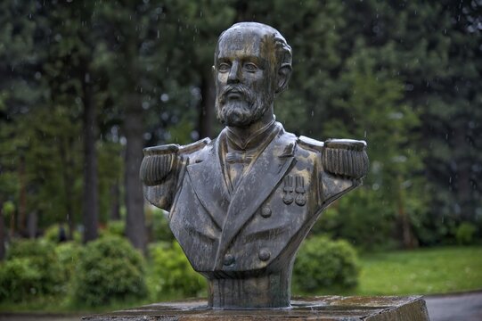 Arturo Prat Chacon Statue, Cochrane village, Pan-American Highway, Aysen Region, Patagonia, Chile