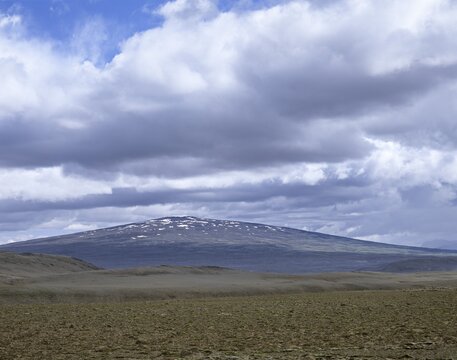 Mt. Ok (1141 m or 3743 ft), Kaldidalur F550 highland road, Iceland