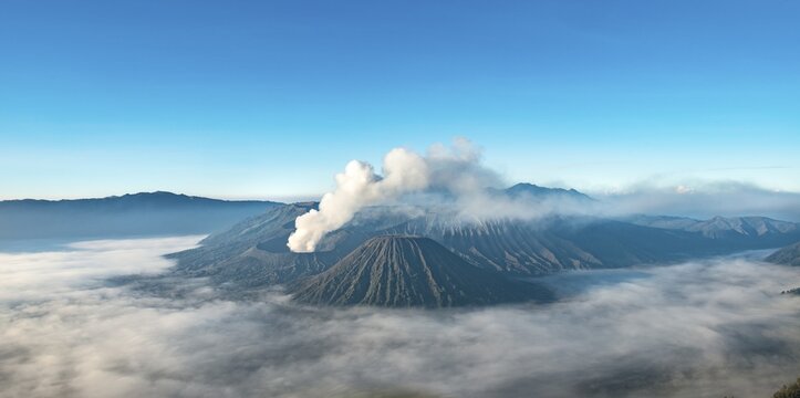 View of volcanoes, smoking volcano Gunung Bromo, Batok, Kursi, Gunung Semeru, Bromo-Tengger-Semeru National Park, Java, Indonesia