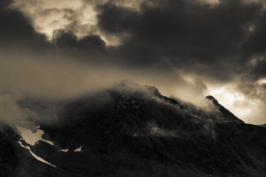 Dramatic cloudy sky with &Ouml;tztal Alps, S&ouml;lden, &Ouml;tztal, Tyrol, Austria