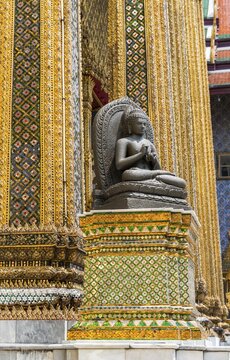 Buddha statue, Phra Mondop, Wat Phra Kaew, Temple of the Emerald Buddha, Royal Palace, Bangkok, Central Thailand, Thailand