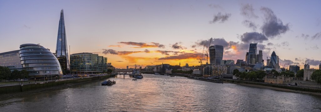 Modern high-rise buildings, More London Riverside, in the back The Shard, London, England, Great Britain