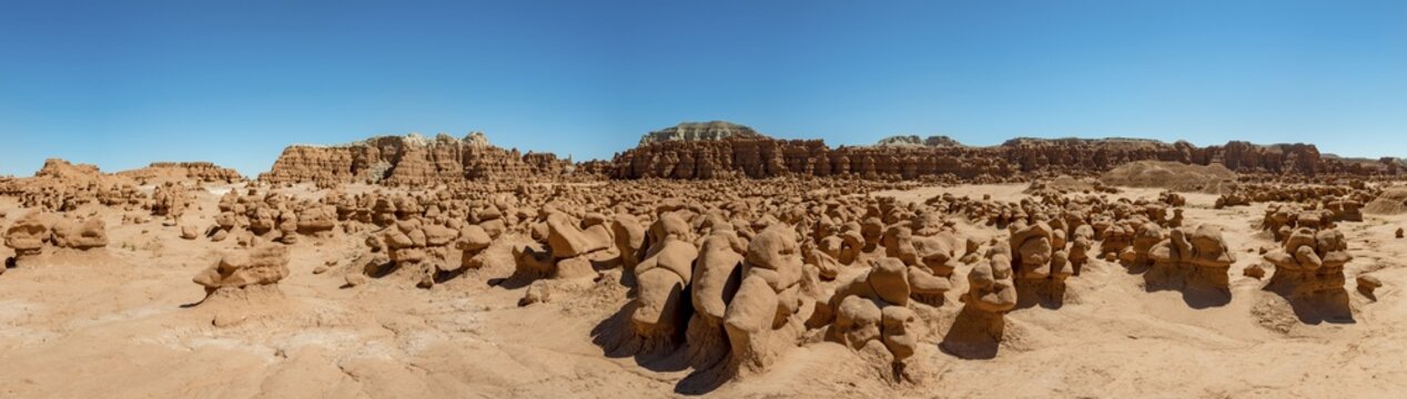 Eroded Hoodoos, Entrada Sandstone Rock Formation, Panorama, Goblin Valley State Park, San Rafael Reef, Utah, Southwest, USA