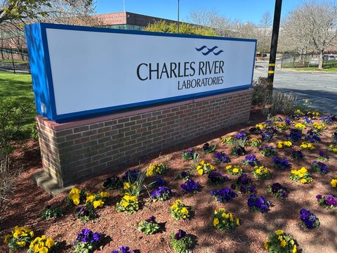 Charles River Labs, Laboratories Sign, Shrewsberry, Massachusetts, MA USA, Global Provider of Research Models. Preclinical Services. Pharmaceutical Biotechnology Industries. Drug Discovery Development