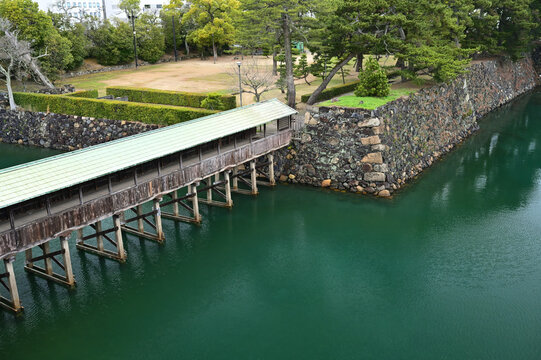 高松城跡　鞘橋と内堀　香川県高松市