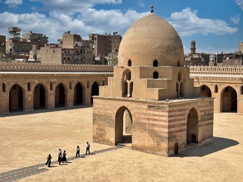 Mosque of Ibn Tulun in Cairo, Egypt, was built between 876 and 879 by Ahmed bin Tulun, the founder of the Tulunid dynasty, the first Turkic state established in Egypt.