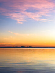 Obraz premium Pink Sunset at Iona Beach Near Vancouver, British Columbia, Canada