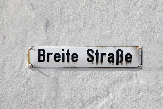 streetname signage breite Strasse - engl big street in Lemgo