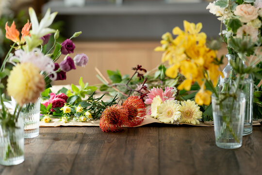 テーブルの上の花