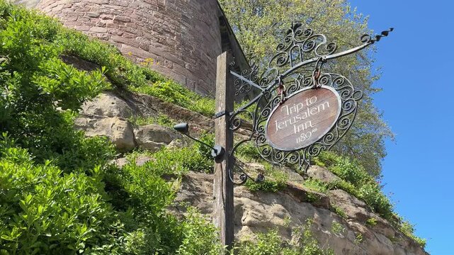View of the Ye Olde Trip to Jerusalem sign outside Nottingham&rsquo;s oldest pub, located in Nottingham, Nottinghamshire, East Midlands, England. A historic British landmark.