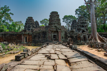 Fototapeta premium Ancient Temple Towers in the Forest