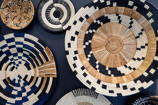 Woven Basket Wall Decor Pattern