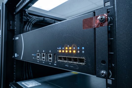 Hardware security module with key indicator LEDs and tamper-evident