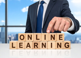 Obraz premium Online Learning - Geschäftsmann zeigt auf den Text 