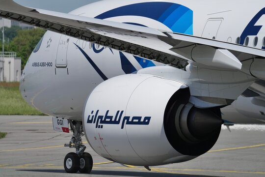 Egyptair A350 900 roulage gros plan vue arri&egrave;re
