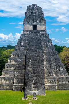 Mayan Grand Jaguar Temple pyramid, Tikal national park, Guatemala.