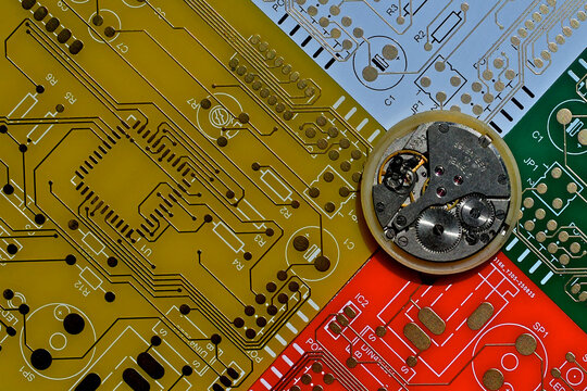 Seventeen jewel movement of mechanical watch on electronic circuit boards 