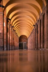 Obraz premium Beautiful archway in Urbino, Italy