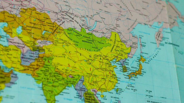 Detailed geographic map of Mongolia featuring its landlocked borders with Russia and China