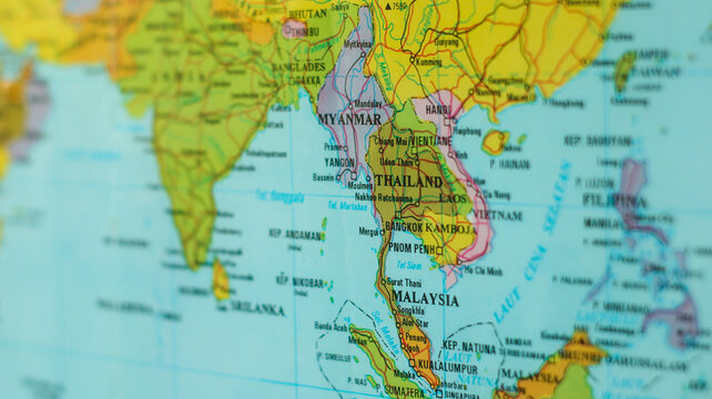 Detailed political map of Thailand and surrounding Southeast Asian countries including Myanmar, Laos, Cambodia, Vietnam, and Malaysia.