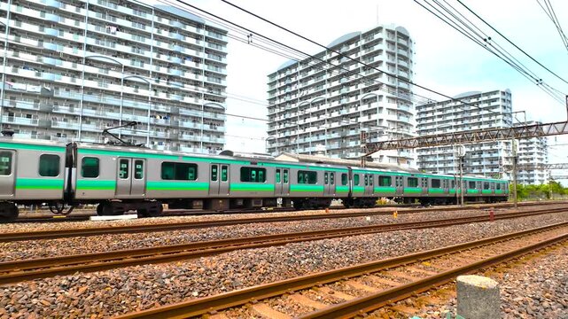 JR常磐線　E231系電車