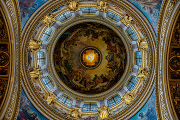 dome of the cathedral of saint isaac in st petersburg © Mihanfitt
