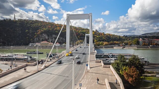 Time lapse cars moving on Elisabeth Bridge in Budapest, Hungary